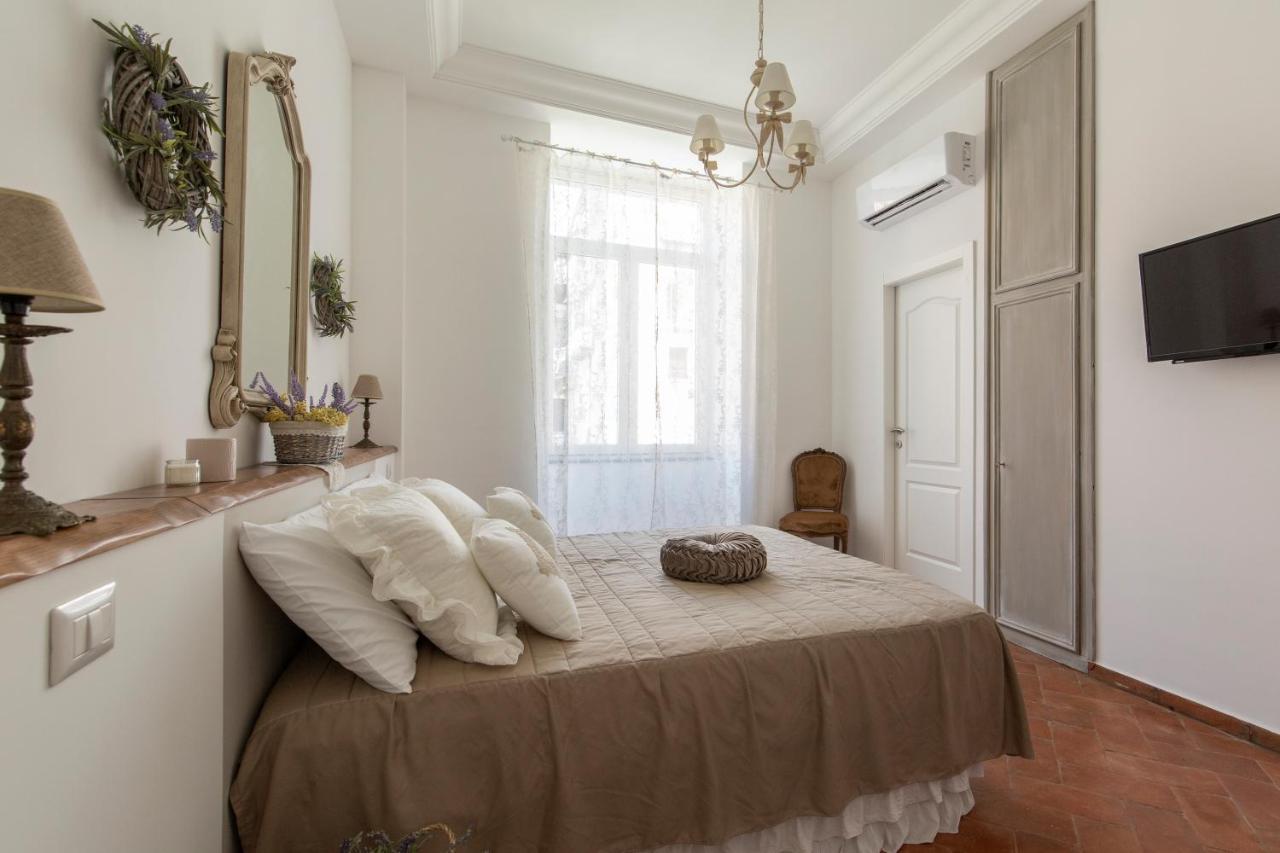 B&B Dimora Mazzarino Nápoles Exterior foto