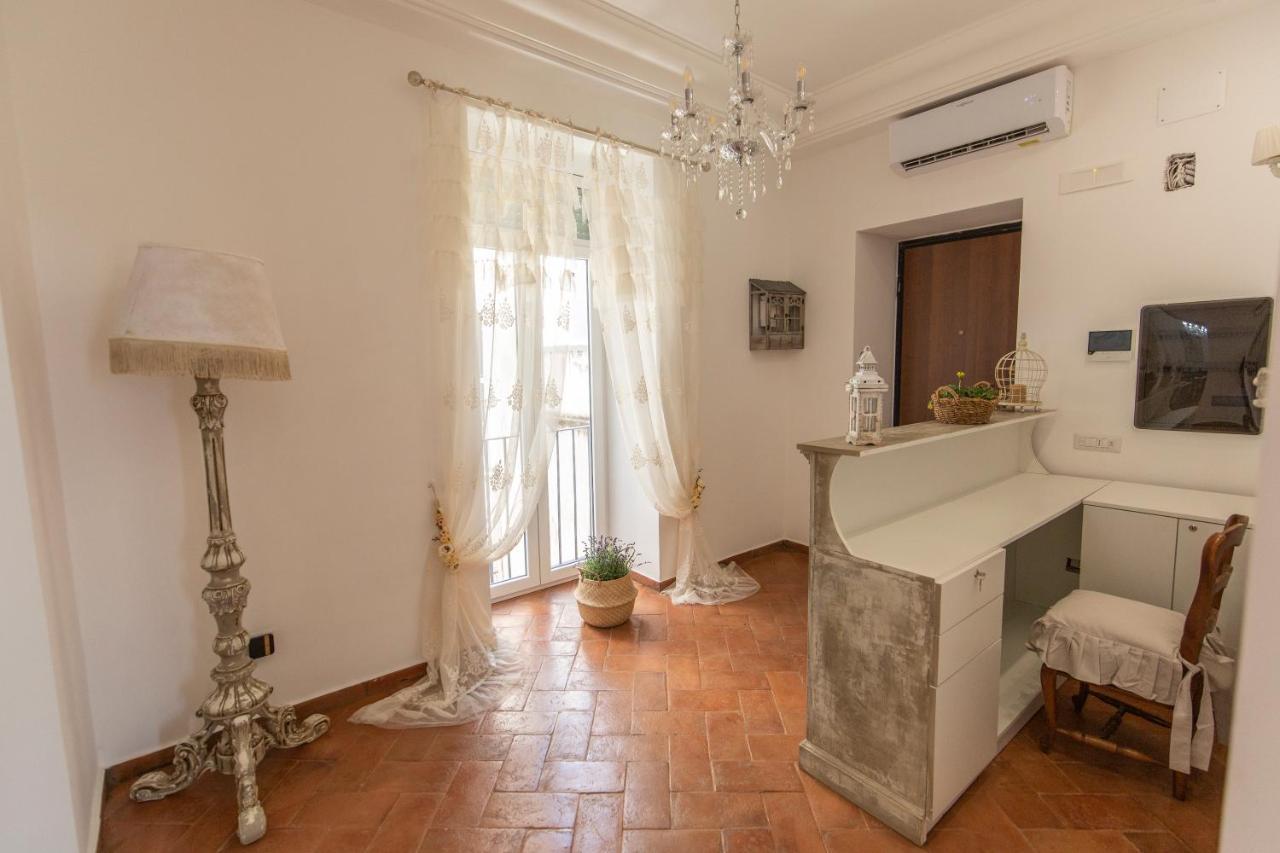B&B Dimora Mazzarino Nápoles Exterior foto